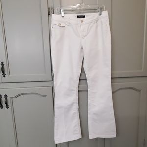 White House Black Market 8S skinny flare wh jeans